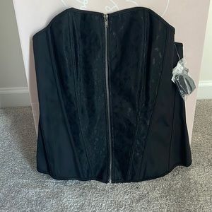 Torrid Black Lace Bustier Corset Zipper Front Size 2